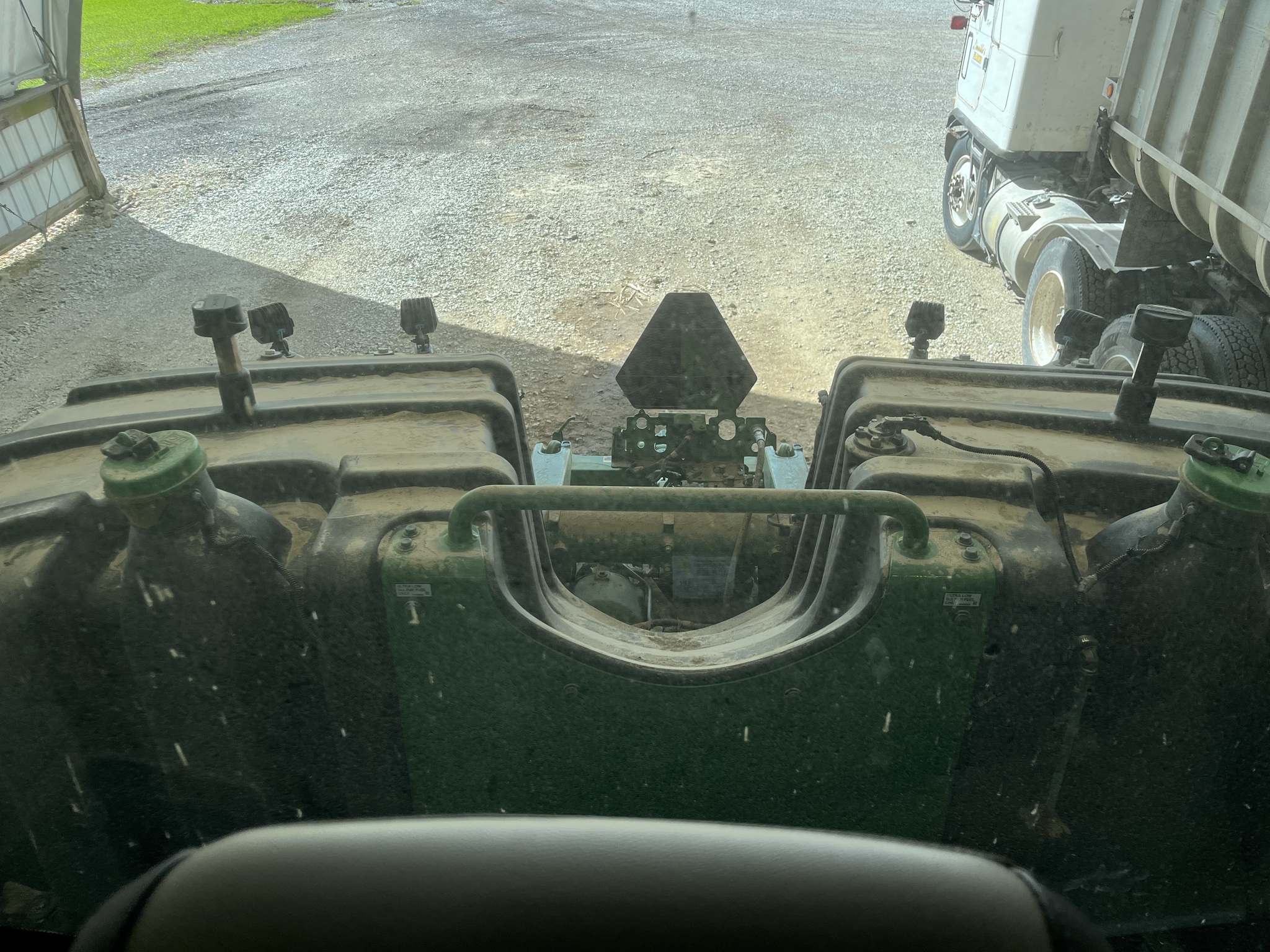 Used 2024 John Deere 9R 440 Articulated 4WD Tractors at Koenig Equipment in Greensburg, IN - PhotoXL11