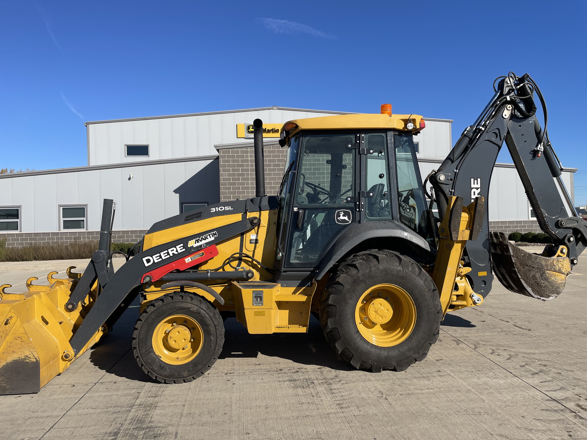 2023 John Deere 310SL Image 2