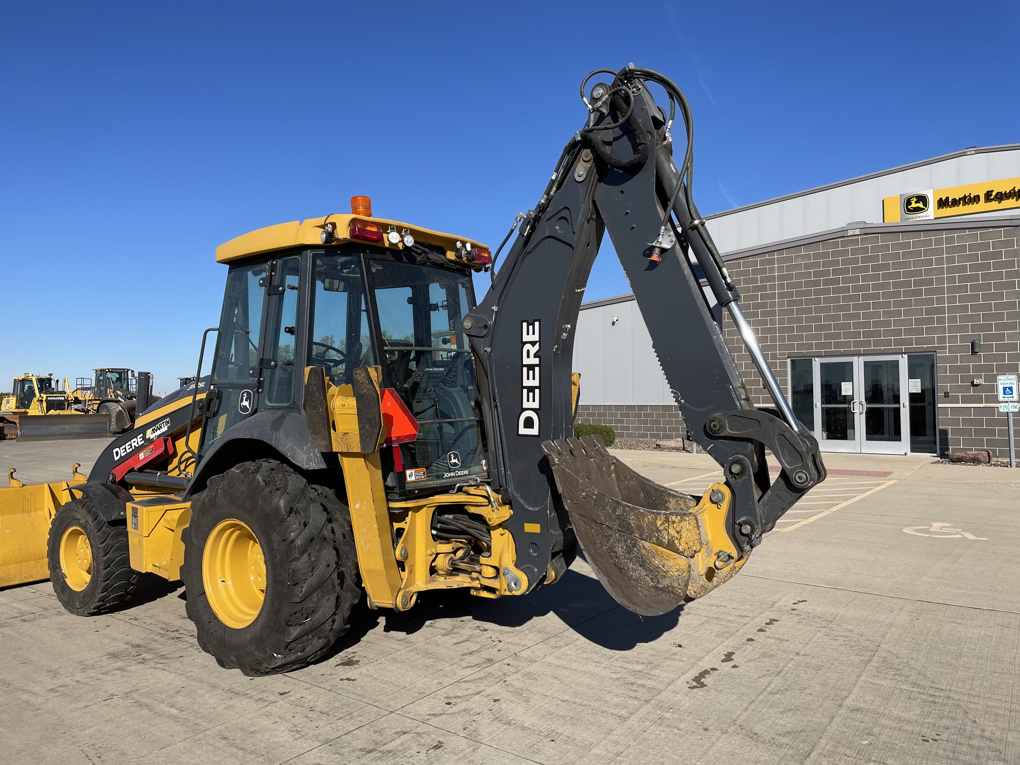 2023 John Deere 310SL Image 5