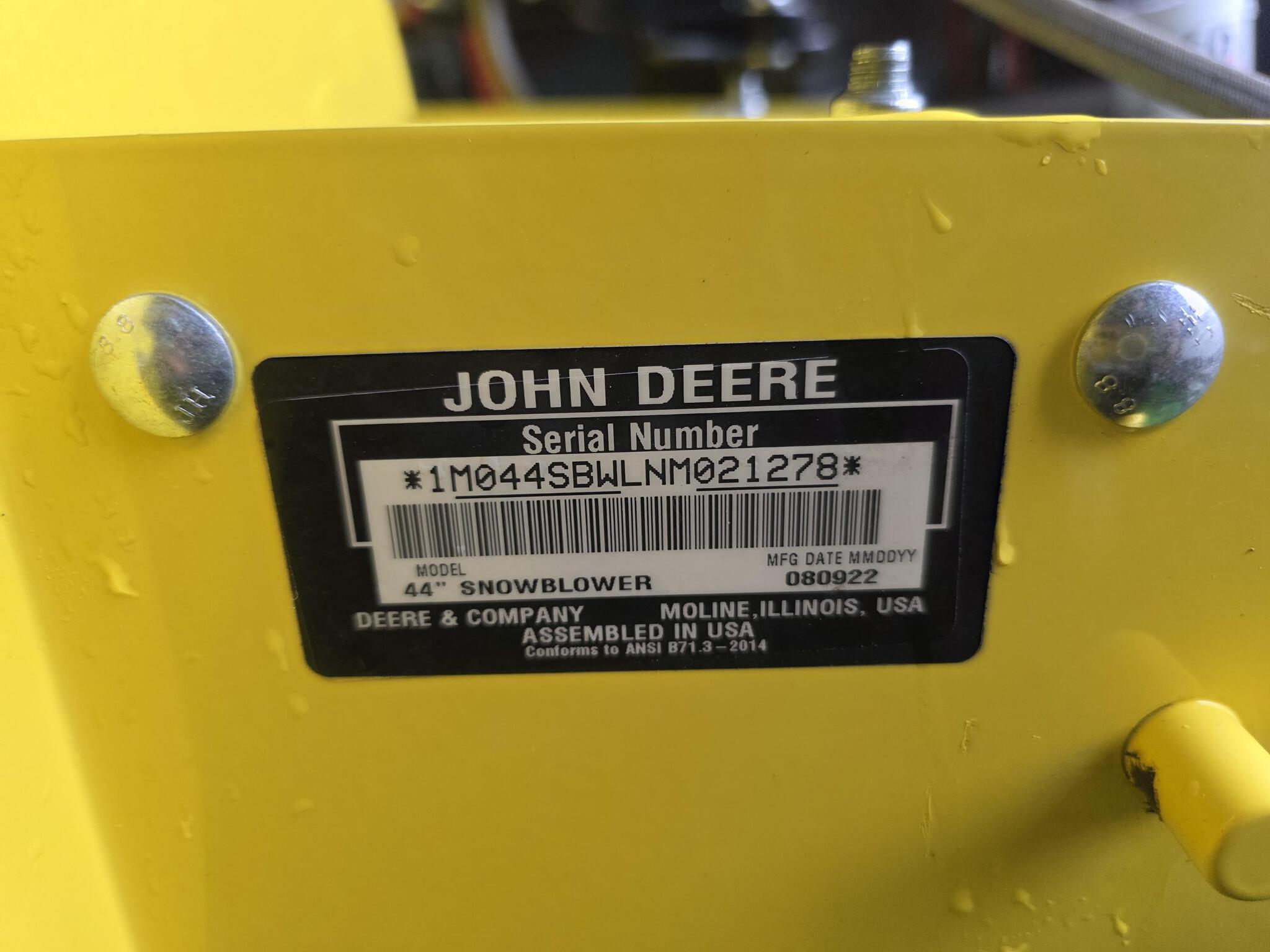 2022 John Deere 44
