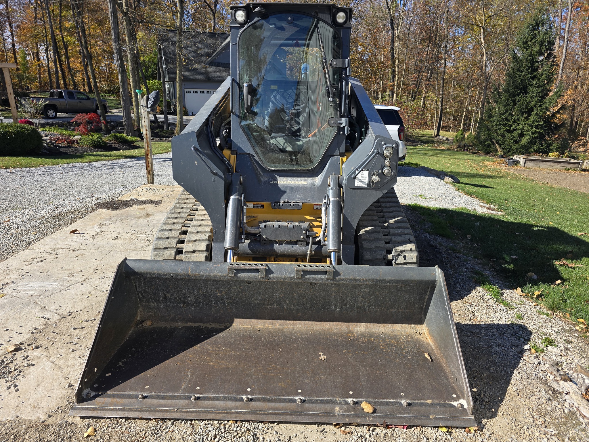 2021 John Deere 333G Image 2