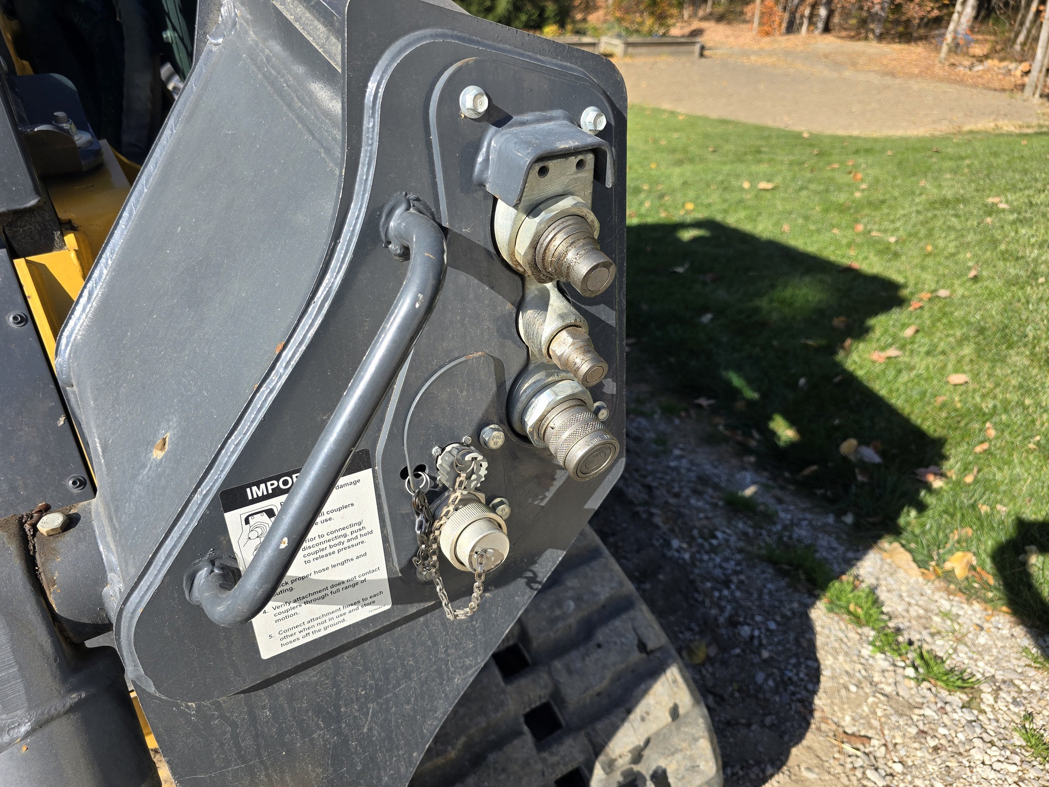 2021 John Deere 333G Image 9