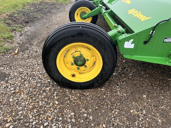 2021 John Deere 520 - Photo9