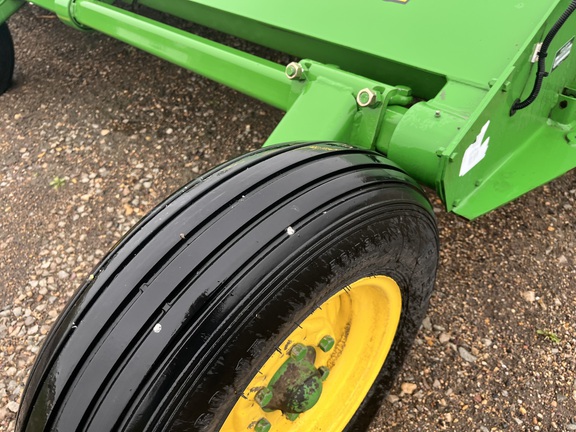 2021 John Deere 520 - Photo11