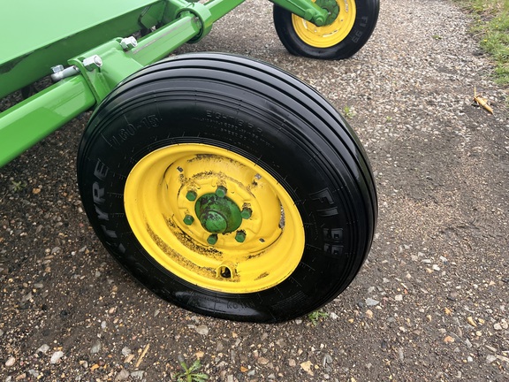 2021 John Deere 520 - Photo12