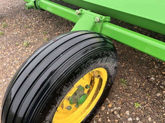 2021 John Deere 520 - Photo15