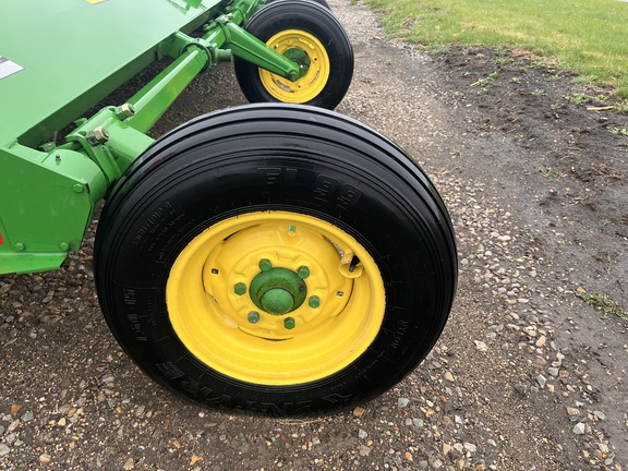 2021 John Deere 520 - Photo16