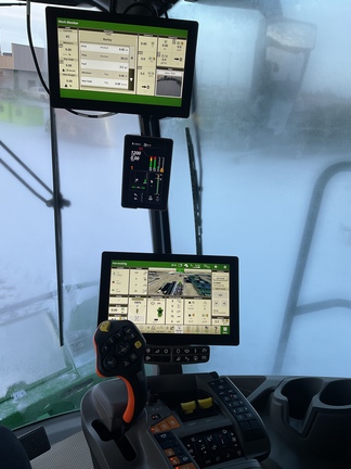 Used 2025 John Deere S7 800 Combines at Horizon Ag & Turf in Westlock, AB - Photo19