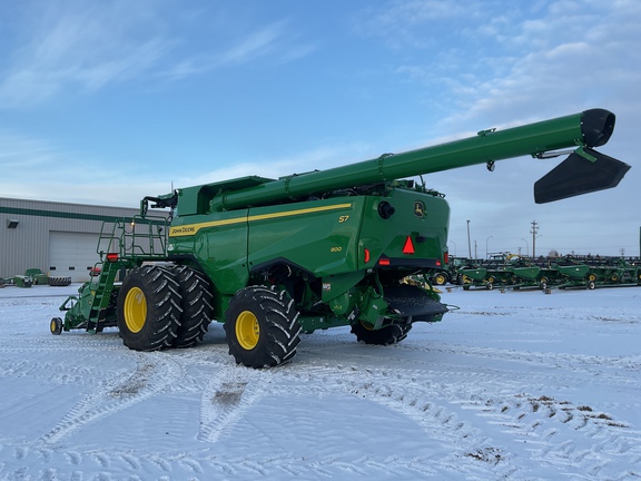 Used 2025 John Deere S7 800 Combines at Horizon Ag & Turf in Westlock, AB - Photo4
