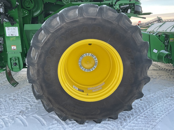 Used 2025 John Deere S7 800 Combines at Horizon Ag & Turf in Westlock, AB - Photo16