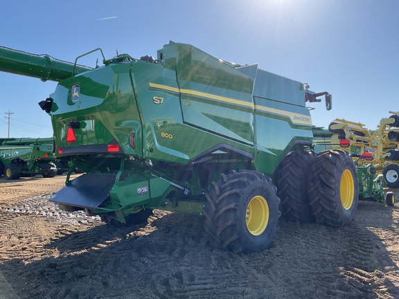 Used 2025 John Deere S7 800 Combines at Horizon Ag & Turf in Westlock, AB - Photo6