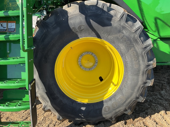 Used 2025 John Deere S7 800 Combines at Horizon Ag & Turf in Westlock, AB - Photo11