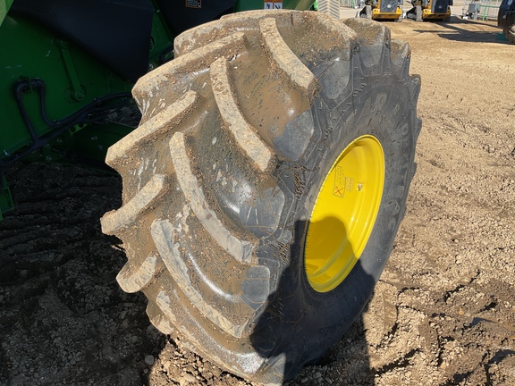 Used 2025 John Deere S7 800 Combines at Horizon Ag & Turf in Westlock, AB - Photo12