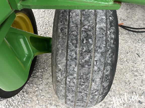 Photo of 2008 John Deere 1990