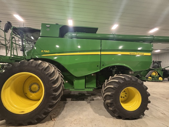 2023 John Deere S790 - Photo3