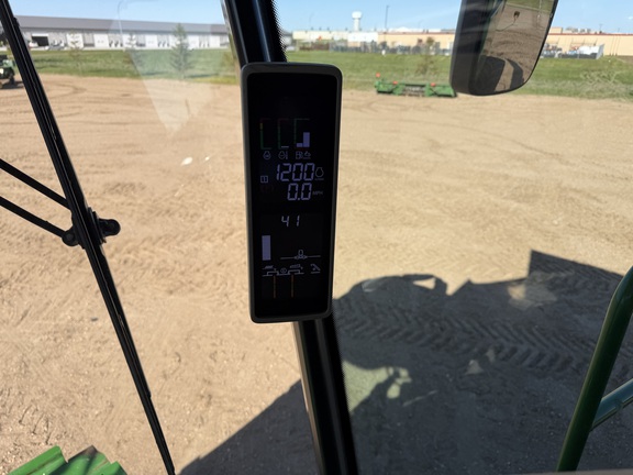 2023 John Deere S790 - Photo42