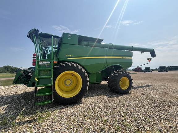 2023 John Deere S790 - Photo2