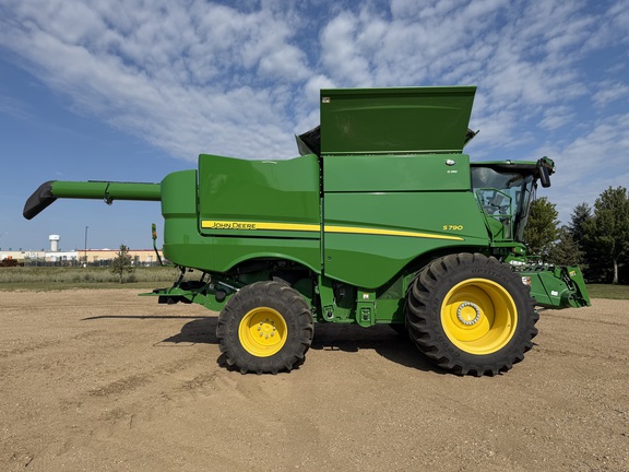 2023 John Deere S790 - Photo2