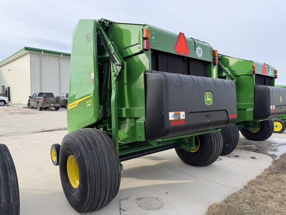 2025 John Deere 561M - Photo4