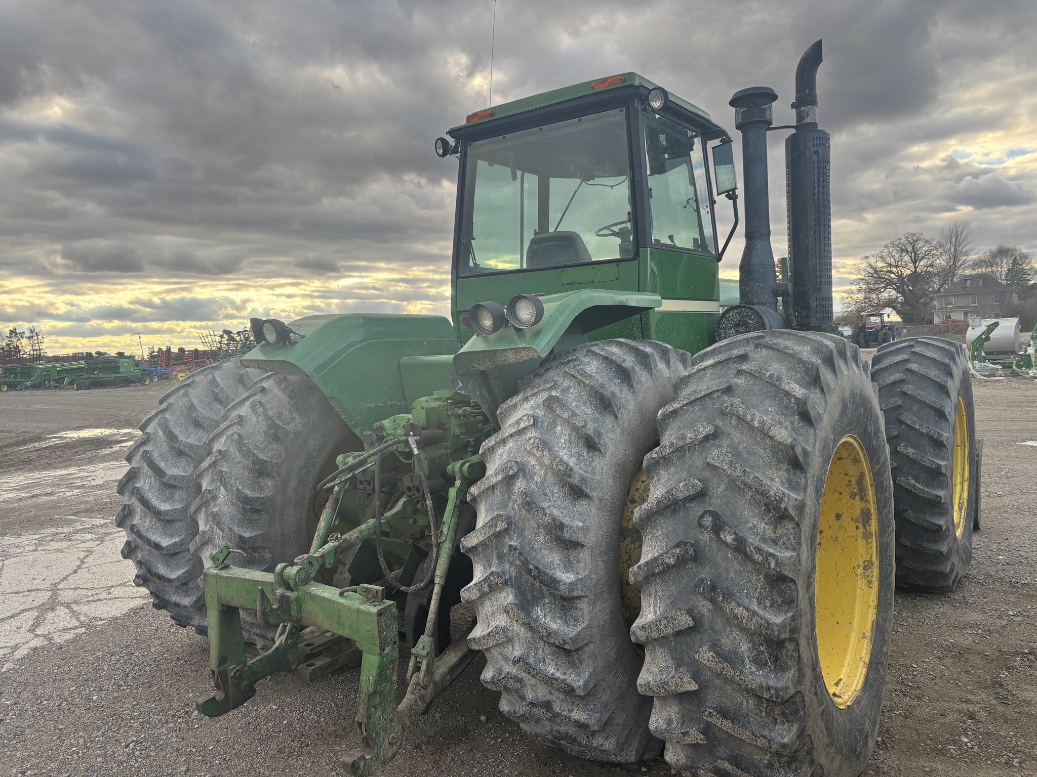 1982 John Deere 8650 Image 2