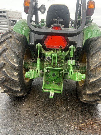 Photo of 2024 John Deere 5067E