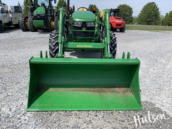 Photo of 2024 John Deere 5067E