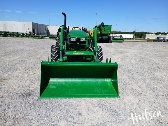 Photo of 2024 John Deere 5067E