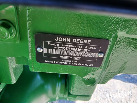 Photo of 2024 John Deere 5067E