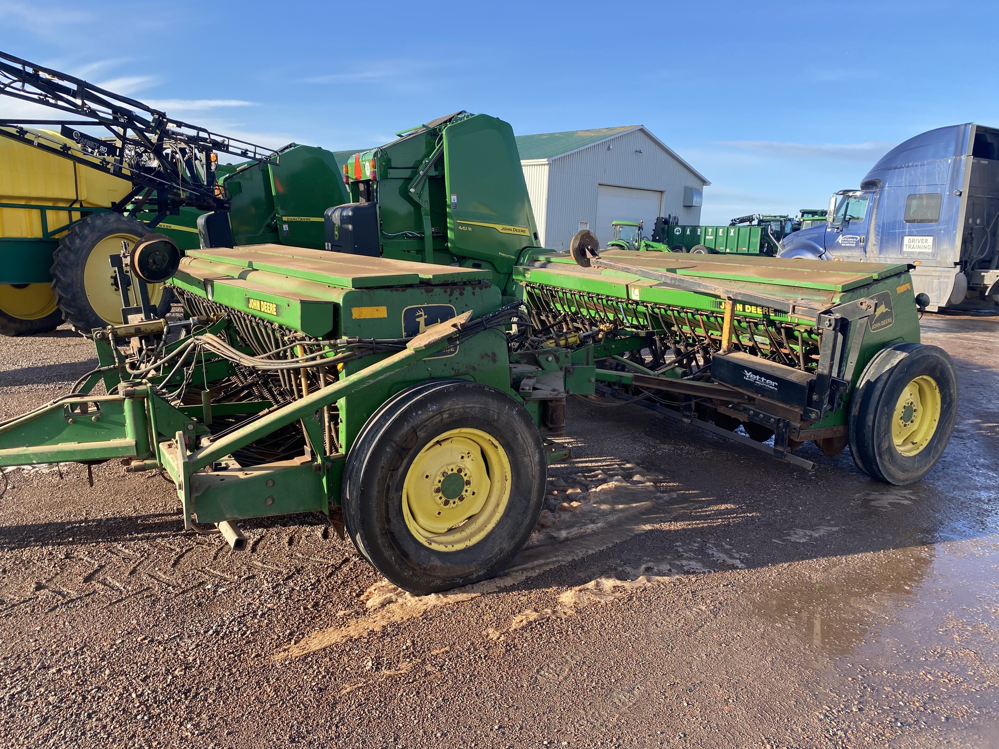 1995 John Deere 450 Image 1