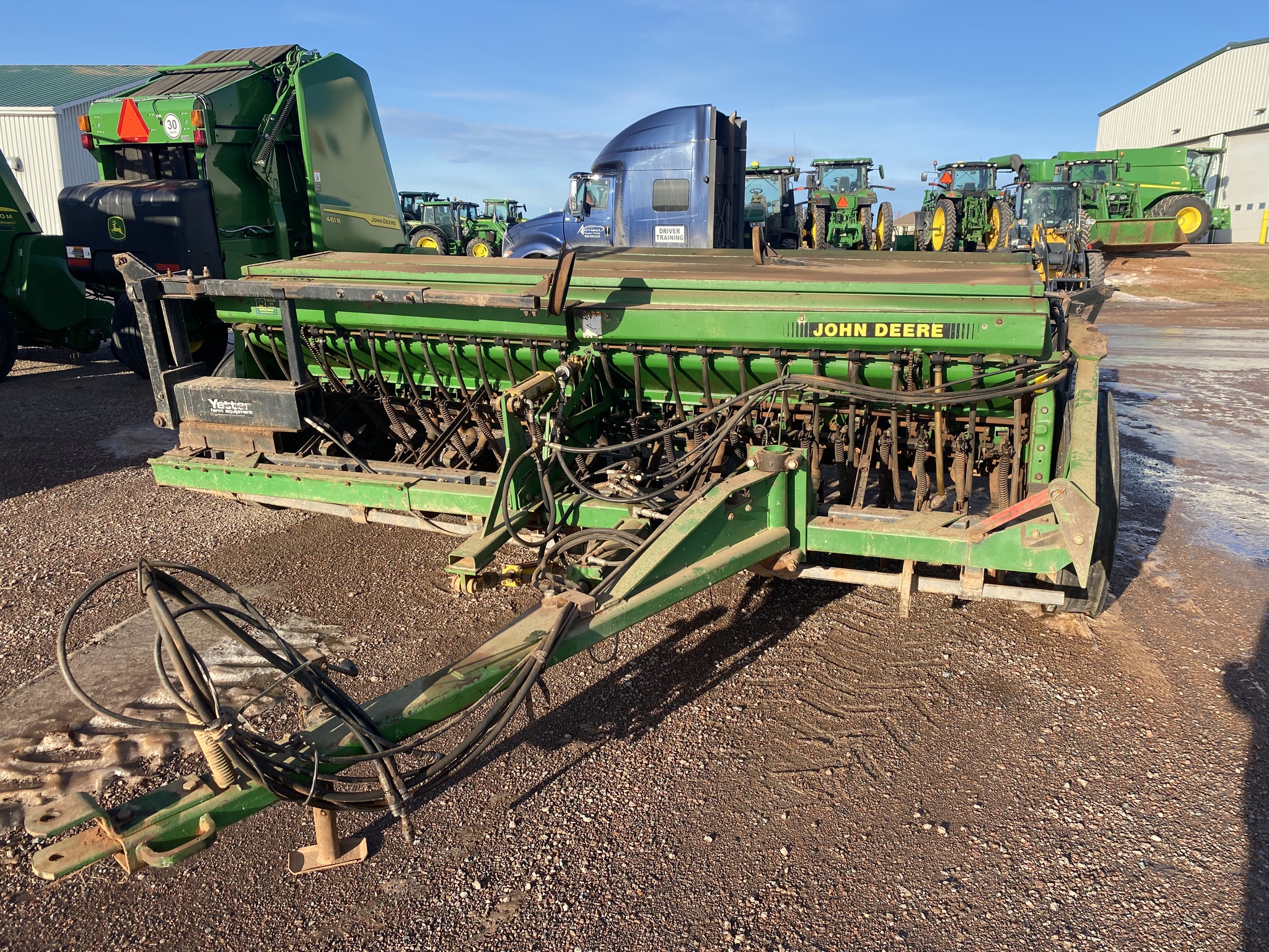 1995 John Deere 450 Image 24