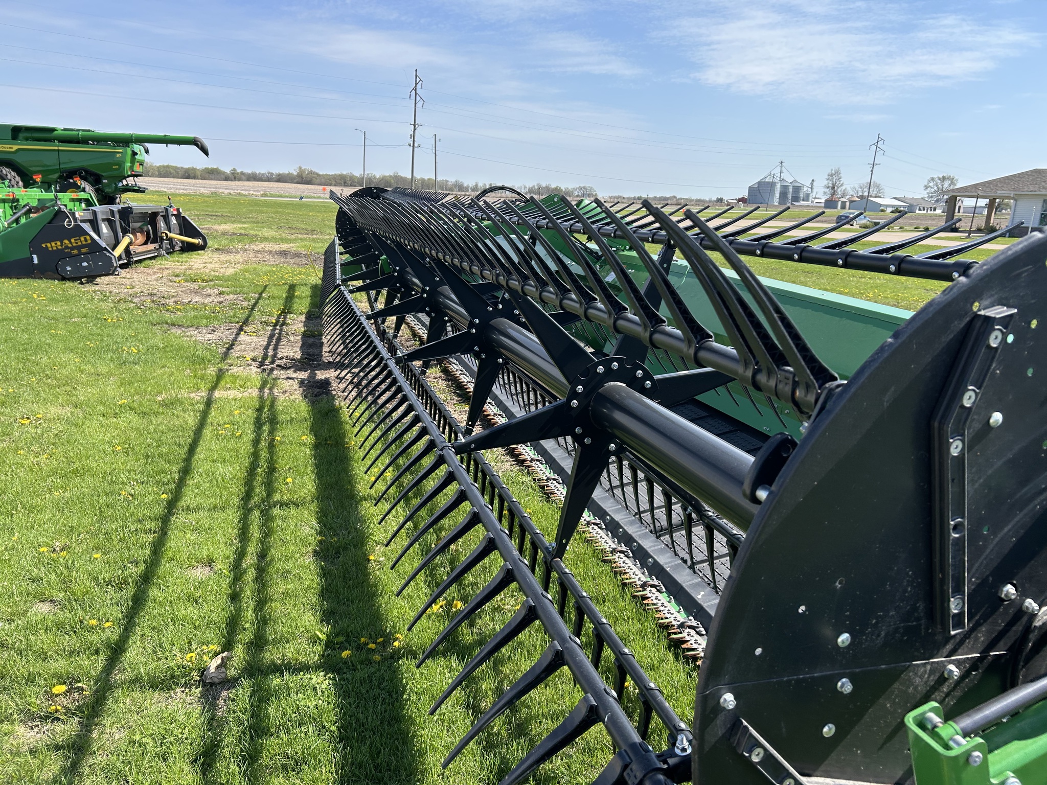  2025 John Deere RDF 40 at Heritage Tractor in Galesburg, IL