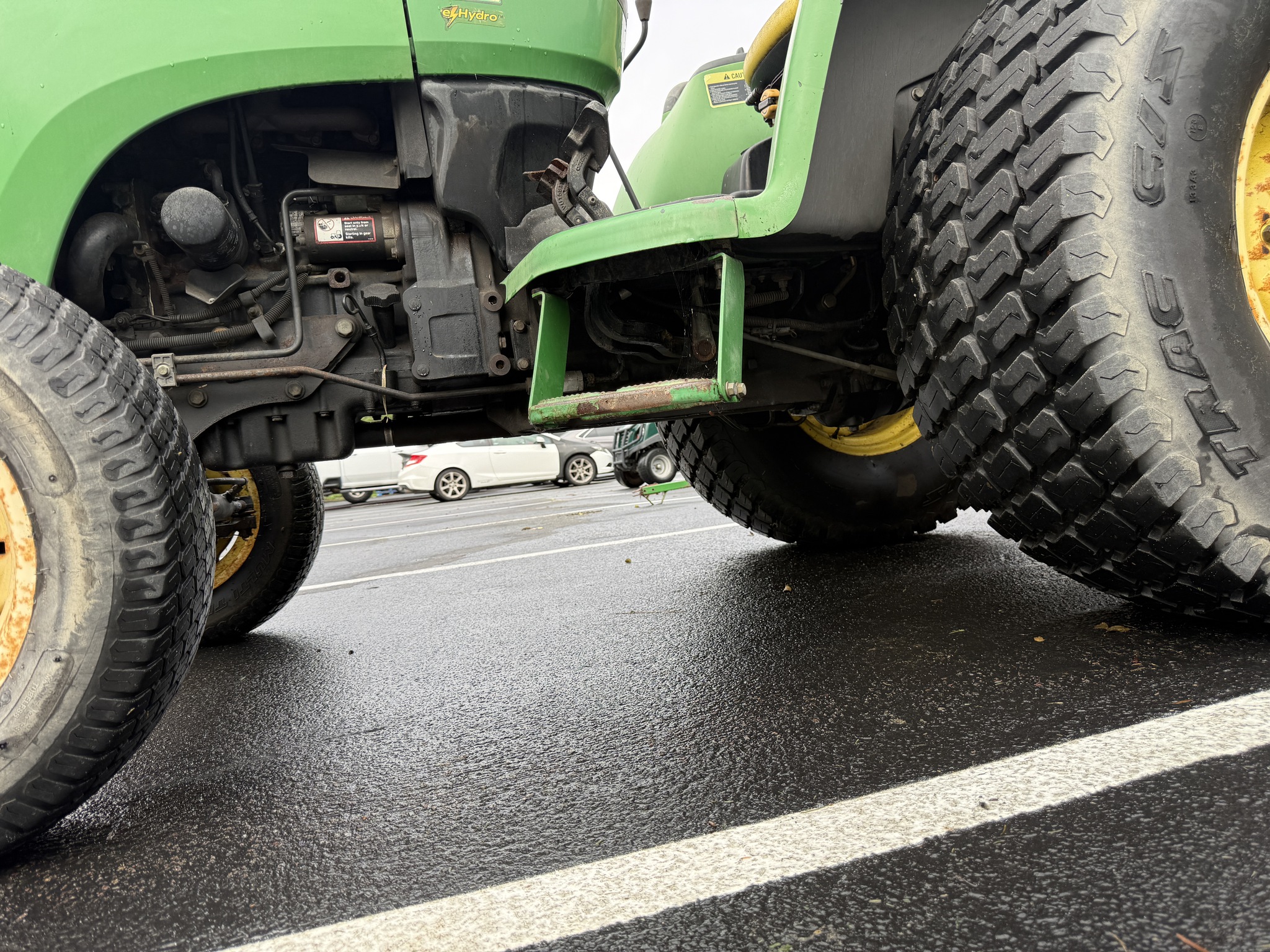 2005 John Deere 4520 Image 3