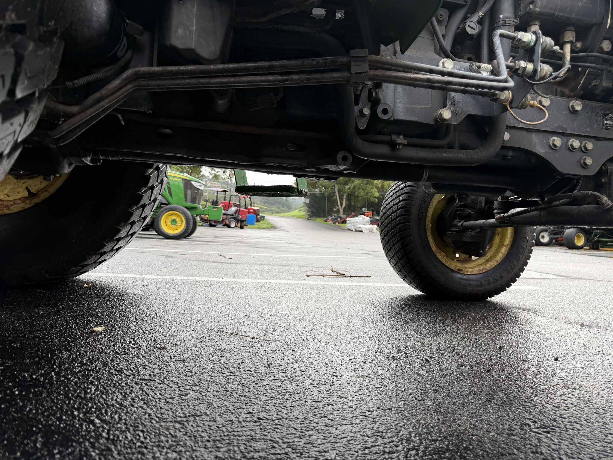 2005 John Deere 4520 Image 9