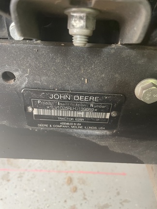 2017 John Deere 1025R