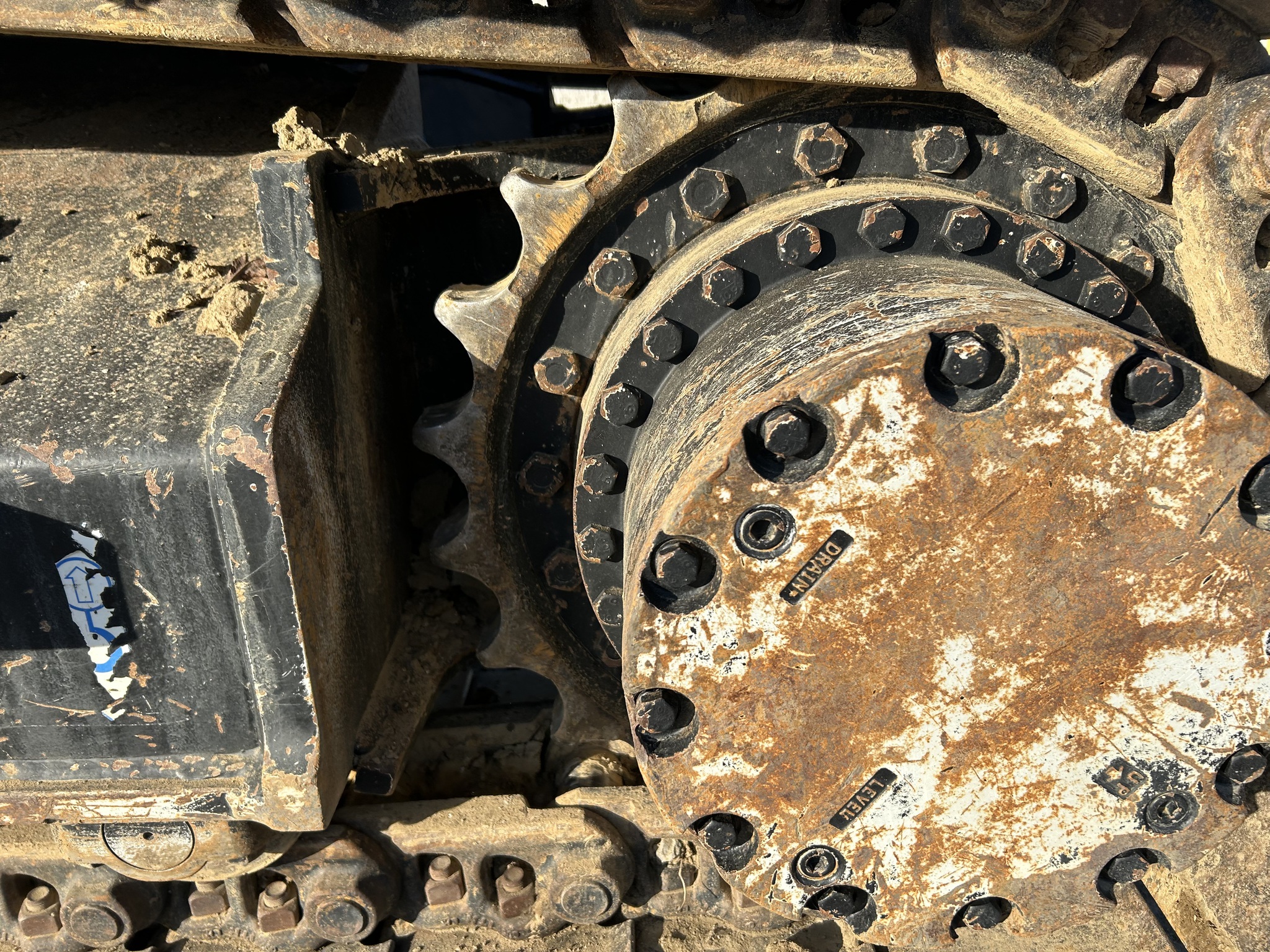 2014 Hitachi ZX225USRLC-5 Image 8