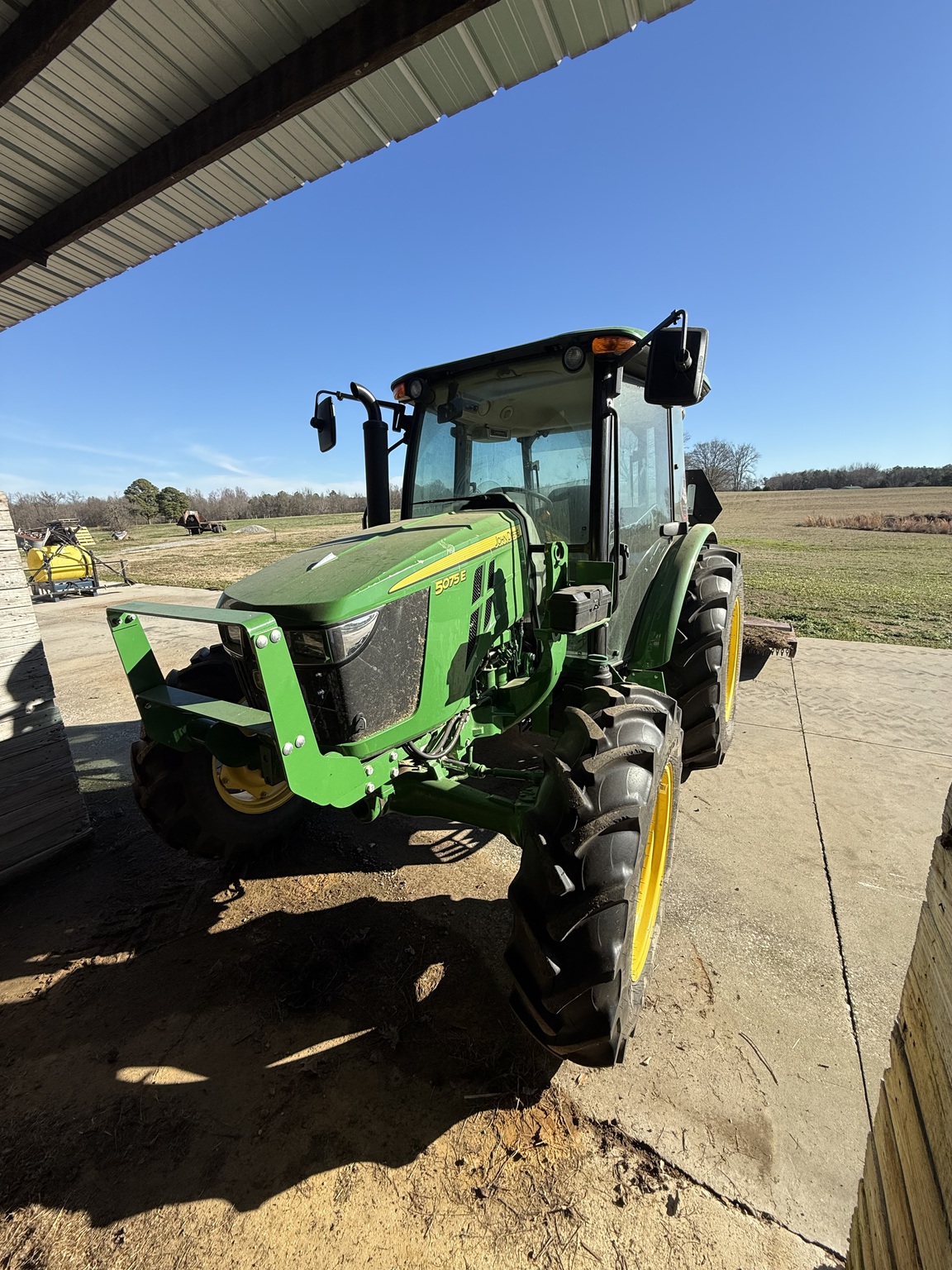 2023 John Deere 5075E