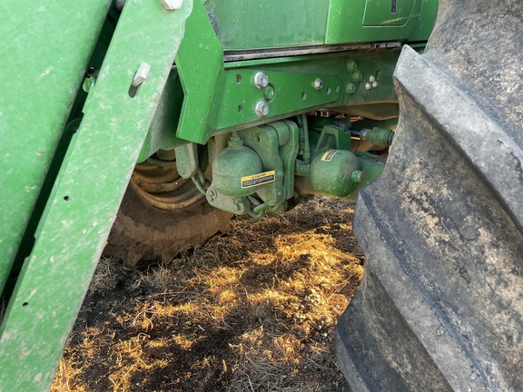 2025 John Deere 6R 155 - Photo17