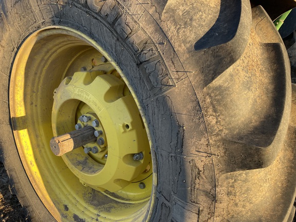 2025 John Deere 6R 155 - Photo13