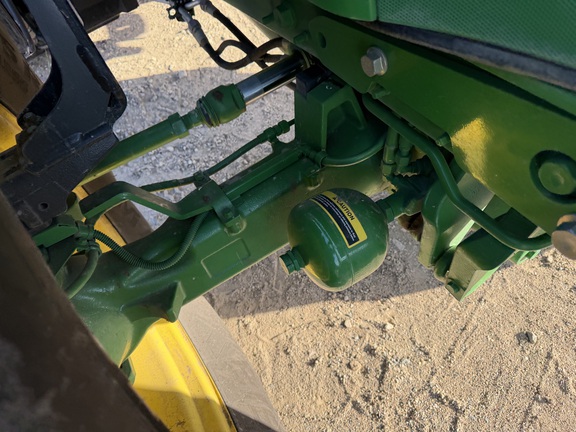 2025 John Deere 6R 155 - Photo13