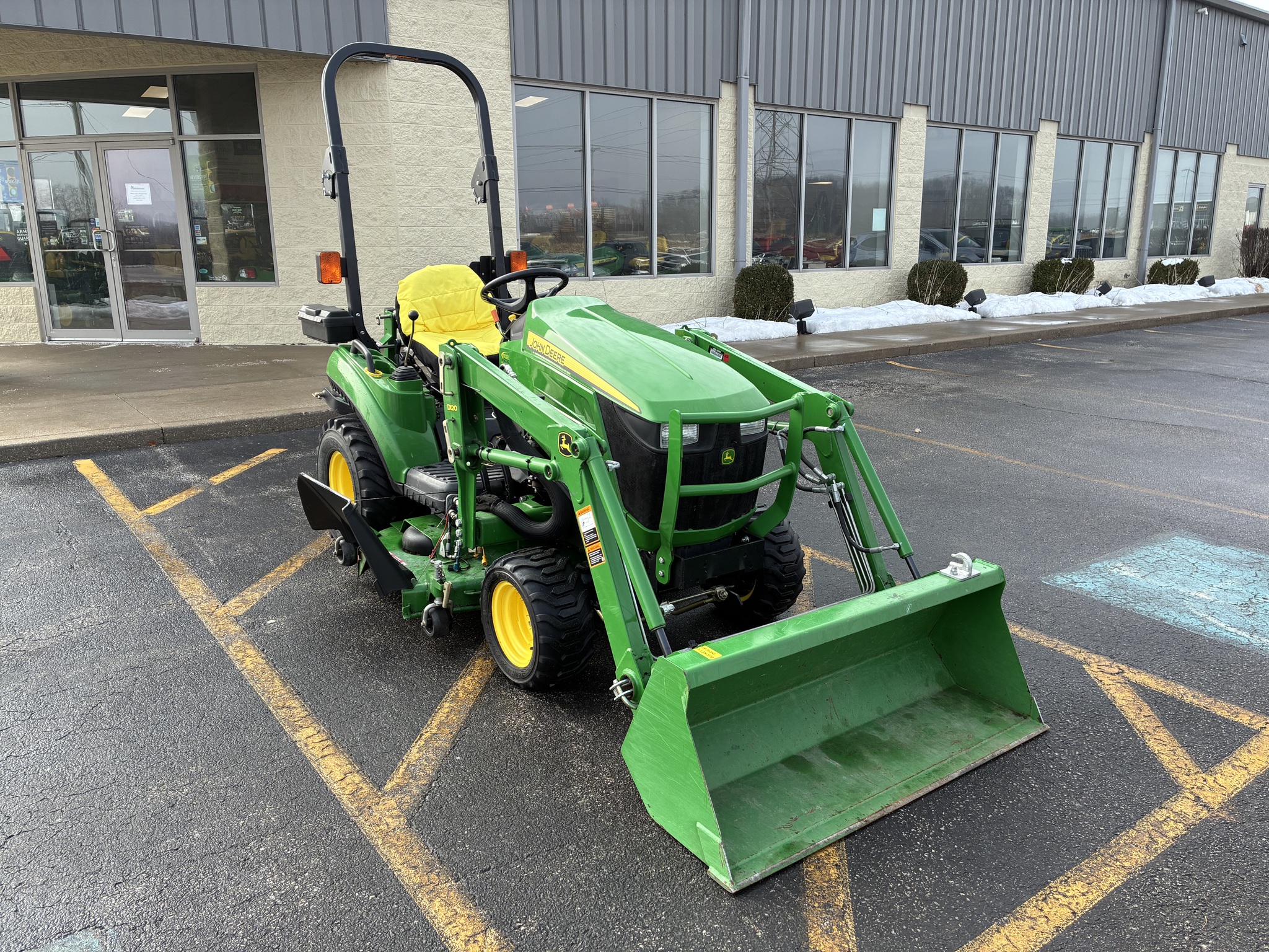 2012 John Deere 1023E Image 1