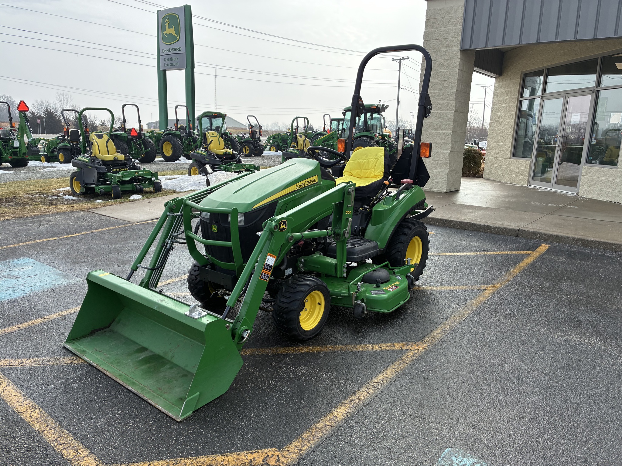 2012 John Deere 1023E Image 7