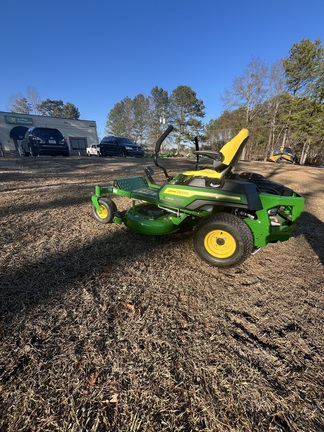 2026 John Deere Z320R-3