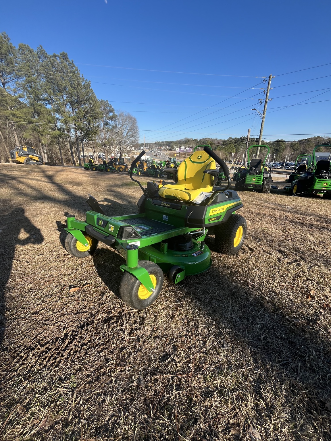 2026 John Deere Z320R Image 1