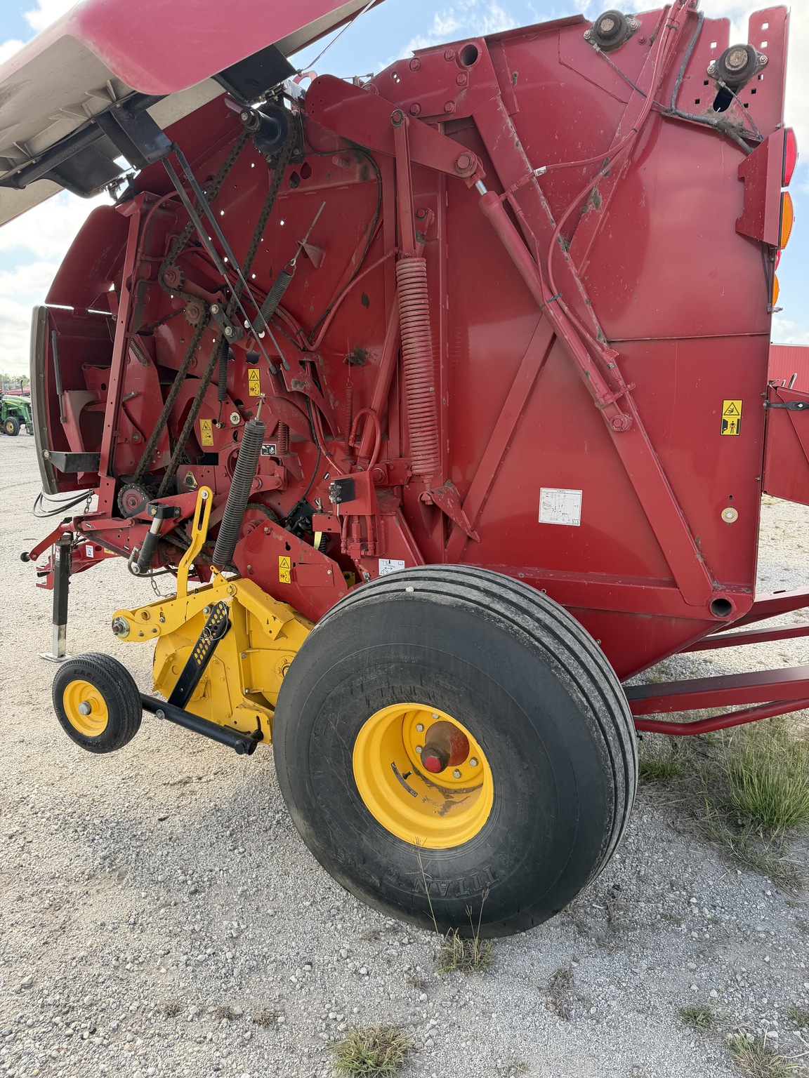 2020 New Holland Rollbelt 560 Image 16