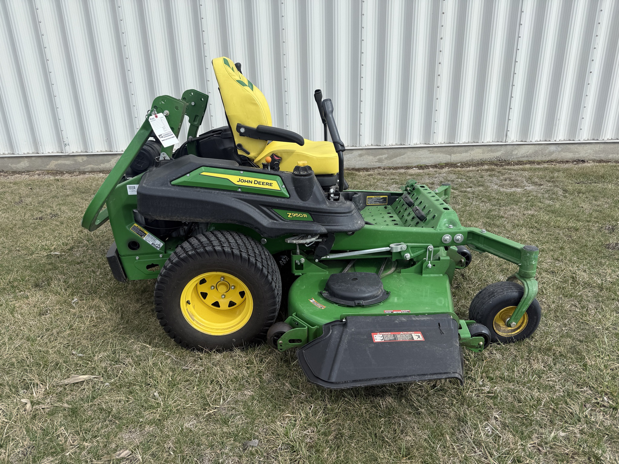 2025 John Deere Z950R Image 1