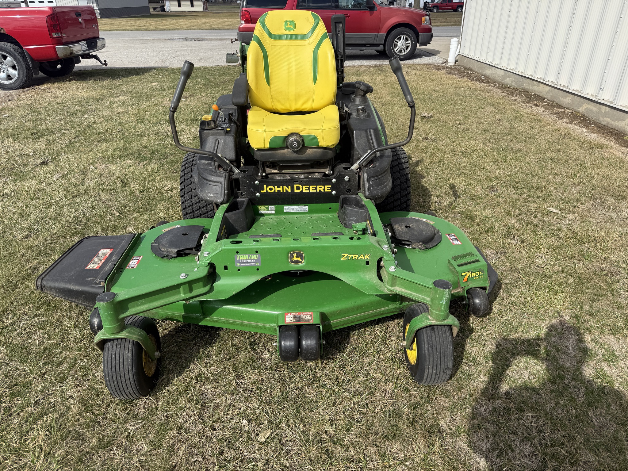 2025 John Deere Z950R Image 4