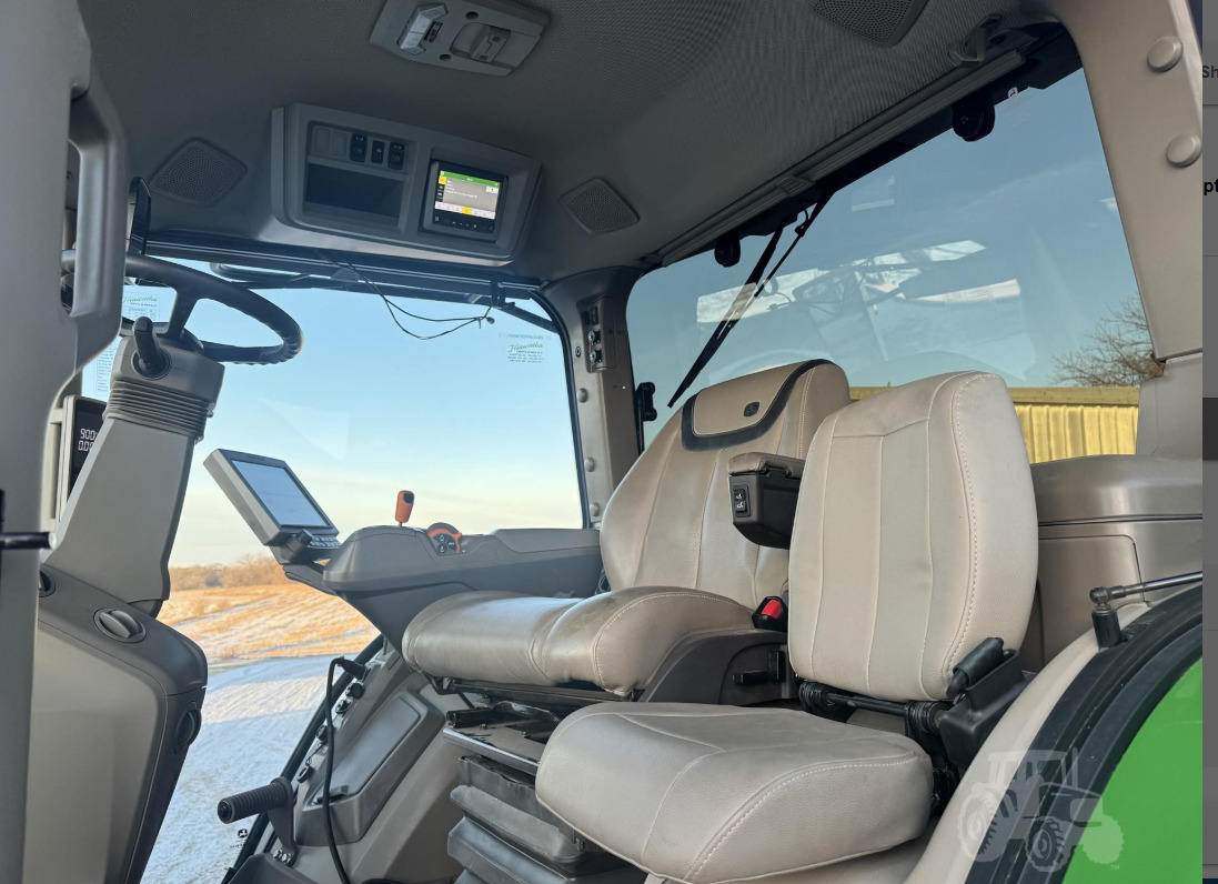 2023 John Deere 8R 410 Image 11