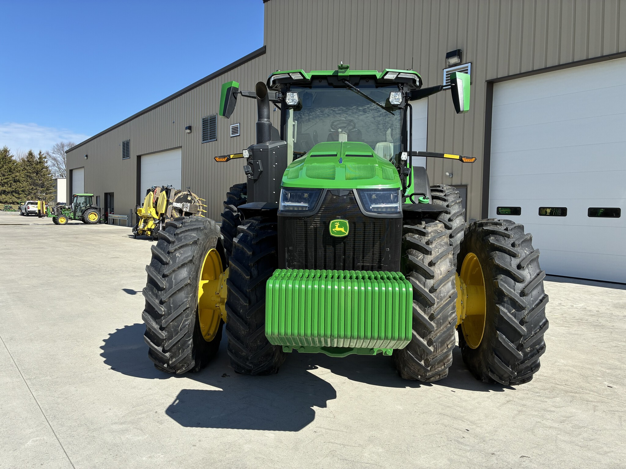 2023 John Deere 8R 410 Image 8