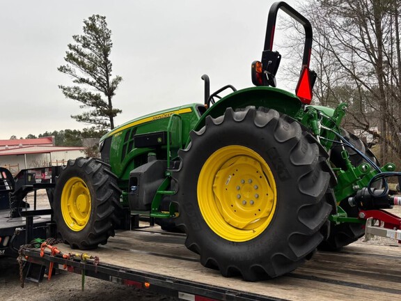 2025 John Deere 5105M-3
