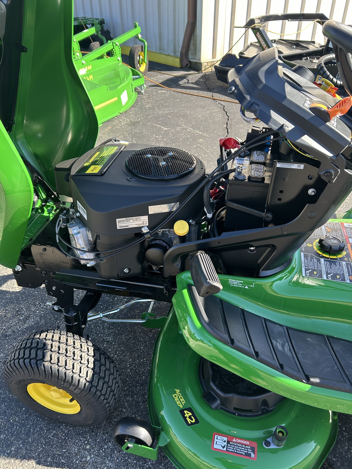 2026 John Deere X350 Image 9